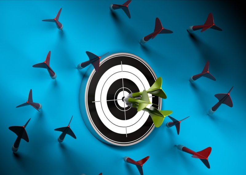 ��ɫ������