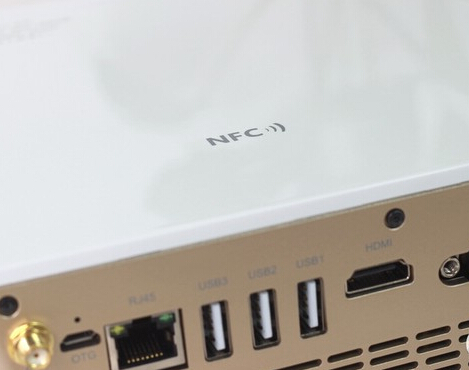 ȫ���׿�NFC����ͶӰ��ZECO CX6S����