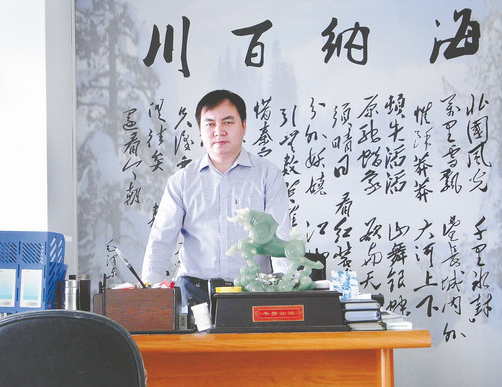 晶品科技总经理何国战