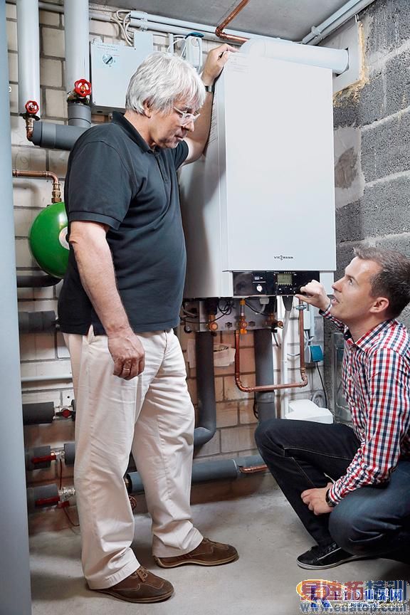 ������E-DeMa