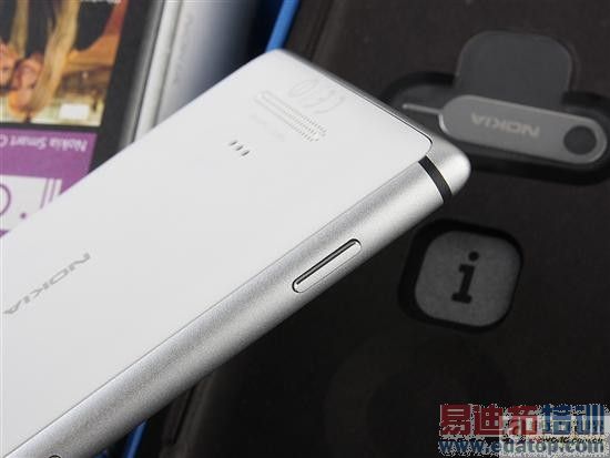 WP8�ֻ����콢!ŵ����Lumia925����ͼ��