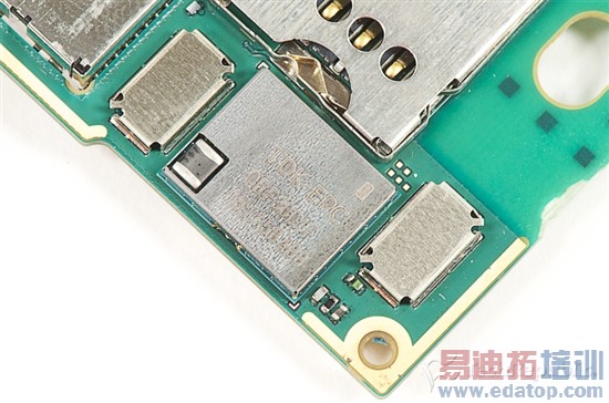 �ͼ۵����ܣ�Lumia 900���