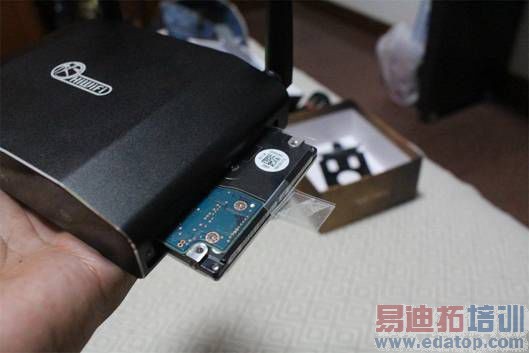 家庭NAS最佳解决方案 极路由硬盘版性能揭秘