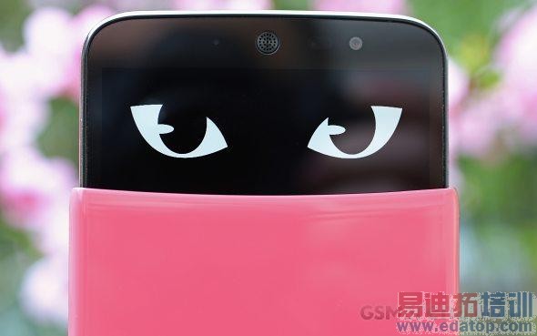 LG AKA智能手机试玩 有趣但定价过高