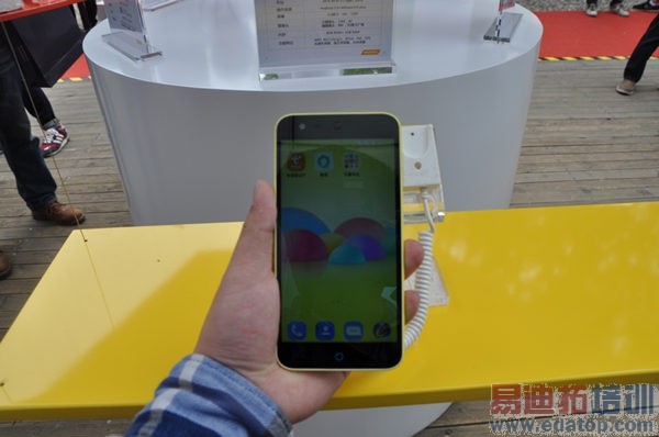 ���˷���С��2�ֻ���רΪ90�����ĵ����ֻ� Ԥ������200��