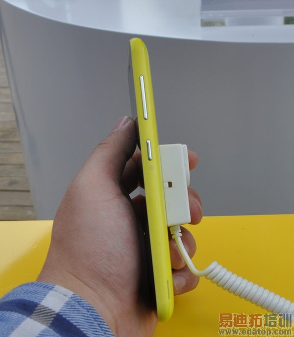 ���˷���С��2�ֻ���רΪ90�����ĵ����ֻ� Ԥ������200��