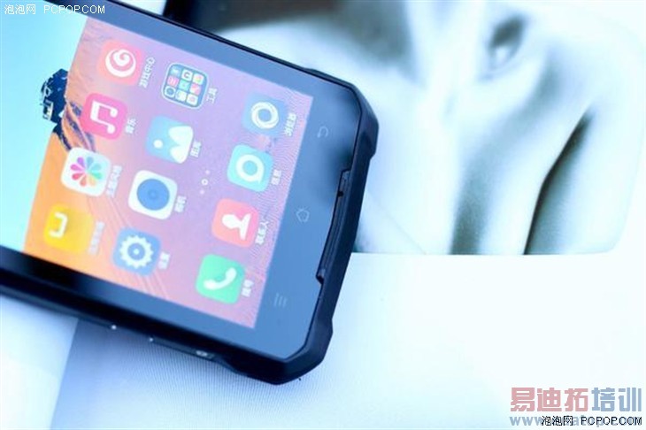 ����Ϊ������� ���VOGA V1�������� 