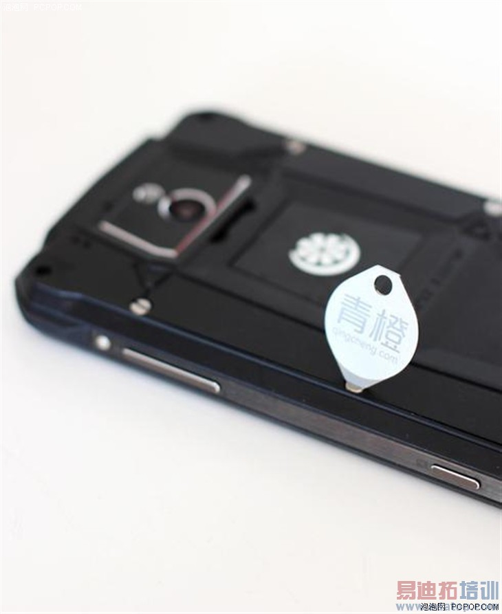 ����Ϊ������� ���VOGA V1�������� 