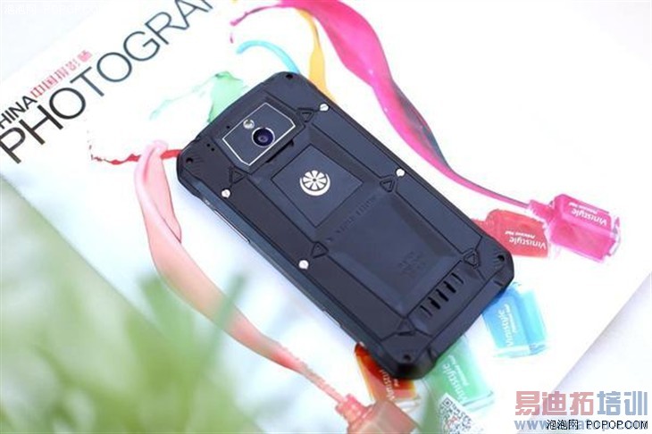 ����Ϊ������� ���VOGA V1�������� 