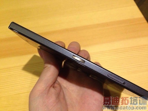 3��20�ձ����� ����YunOS�ֻ��������� 