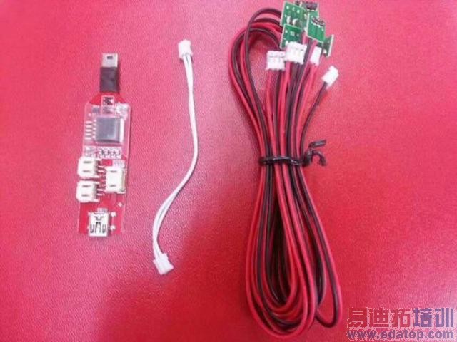 这个小黑盒子可以破解几乎所有iPhone的密码