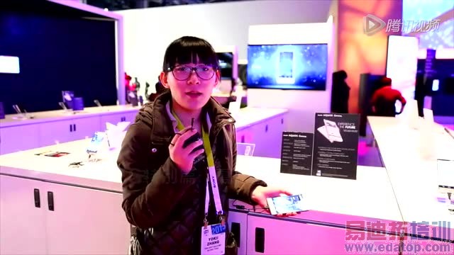 ��������@CES�� �����ޱ߿��ֻ���ͼ