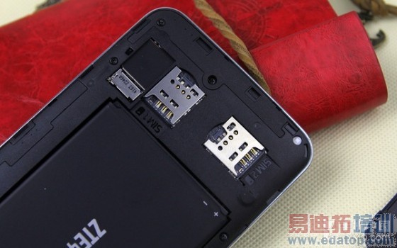 1600������ȫ��ͨ�콢 �������3���� 