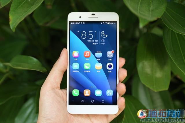 ��ҫ6 Plus���⣺˫��ͷ�д��� ����������