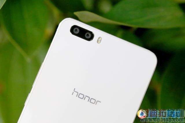 ��ҫ6 Plus���⣺˫��ͷ�д��� ����������