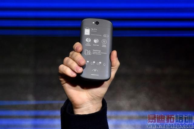 YotaPhone 2���� �۸�Ϲ�/����Q1��½�й�