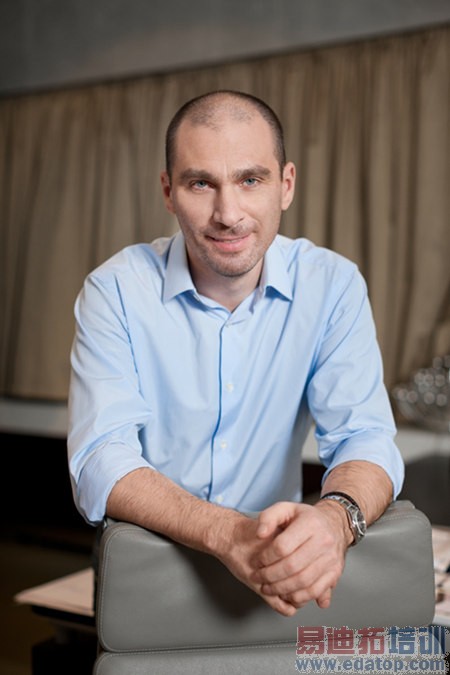 Yota Devices��˾��ϯִ�й� Vladislav Martynov