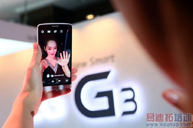 �����ֻ��ڿ�Ļ����LG G3Ӯ����������