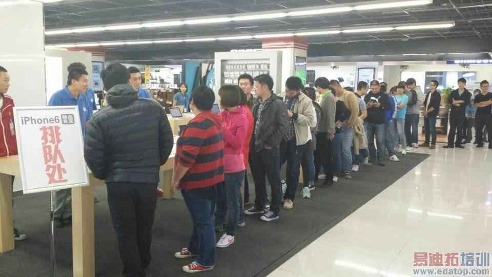 ƻ��iPhone 6��ʽ���� ����ȫ���ŵ�2Сʱ��������̨