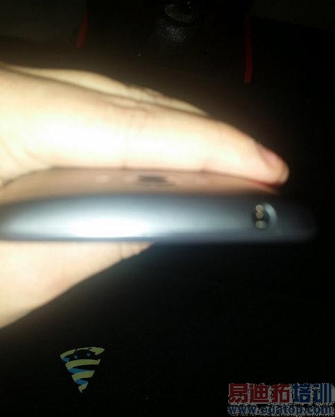 Ħ������Droid Turbo����ع�  ȫ��ͨ��