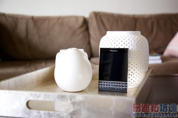 ��ݮ���һ���������ֻ�Passport��ʽ����