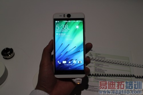 HTCŦԼ����Desire EYE�ֻ���re�����Ʒ