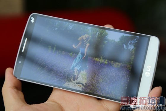 5.5Ӣ��2K����ֻ�Ǿ�ϸ LG G3��Ļ���� 