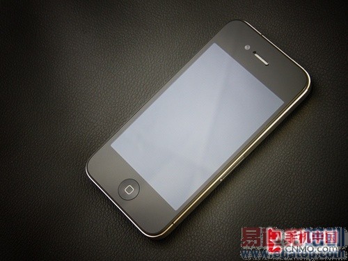 ��һ�γ�Խ���� ��ͨ�л�iPhone 4���� 