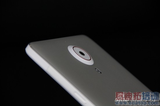 ���ͷ�д��ǻ�nubiaX6����