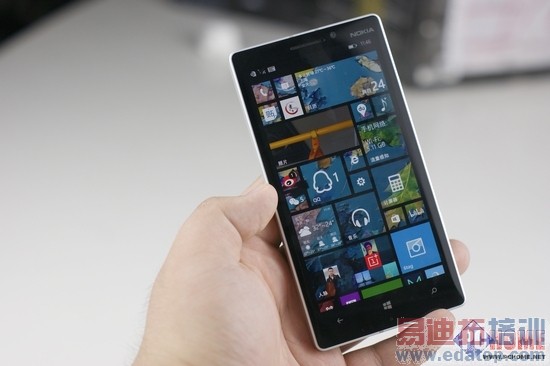 Lumia930���⣺��ɫ��ɧ����ǿLumia