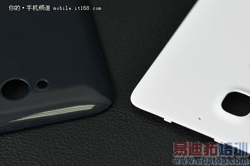 仅1199元 HTC首款八核机D616W详细评测