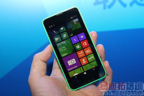 ŵ������WP8.1�»�Lumia 630��˫�� ��999Ԫ