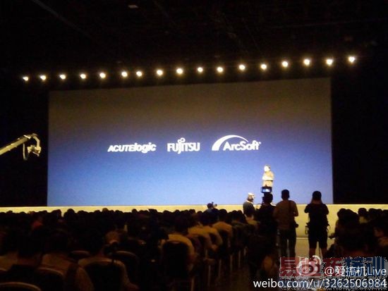 锤子发布会回顾 老罗:我不是为了输赢 我就是认真