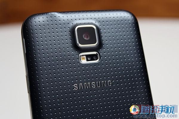 三星GALAXY S5评测:摄像头+防水体验出色