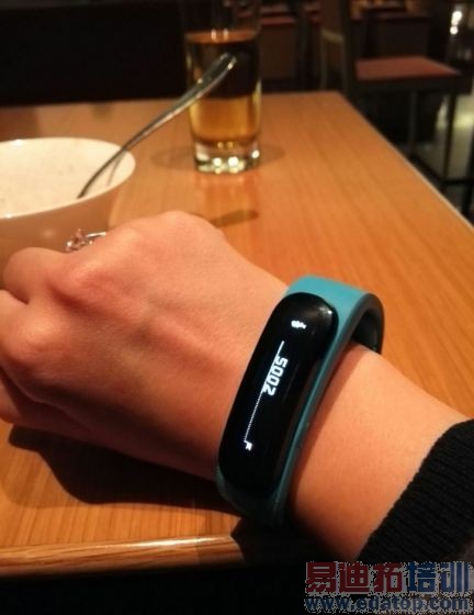 TalkBand�����ֻ�