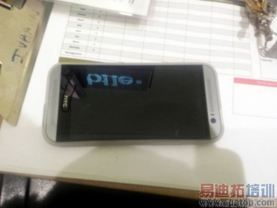 HTC M8���Ի�