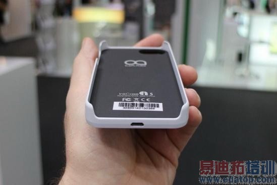 �����ֻ��ǣ���ͨ�ֻ��䡰˫����