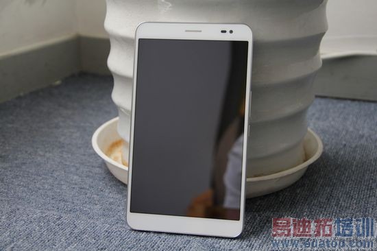 һ����������ĳ���7Ӣ�绪Ϊ��ҫX1����