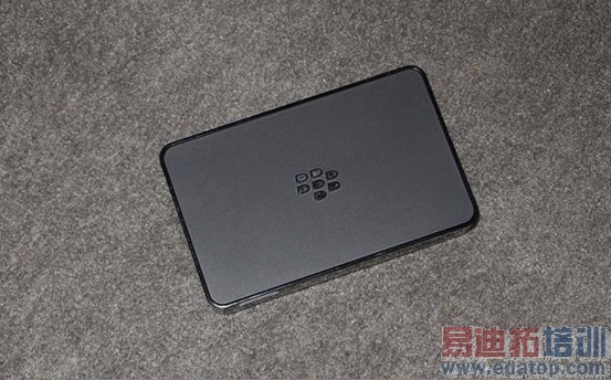 ���ƺ�ݮ������BlackBerry Cyclone�����ع�