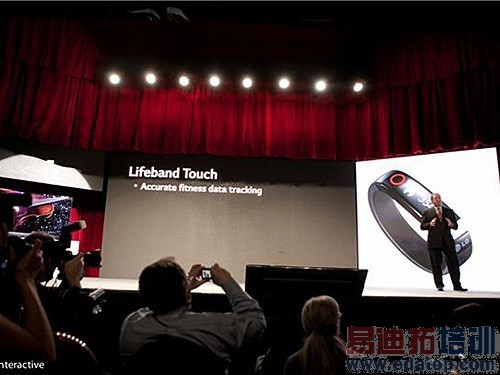 LG��ʽ�Ƴ��ֻ� Lifeband Touch�䴥���� 