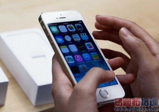 ���ƶ���iPhone�����ڼ� �������ֽ��۱��û�