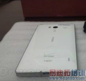 诺基亚新骁龙800强机:5寸屏 2000万像素镜头