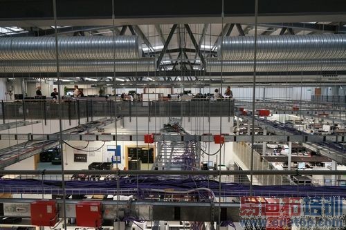 一探Vertu总部究竟:最奢侈的手机是怎么造出来的?