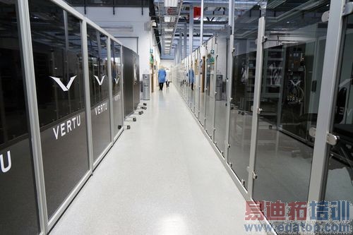 一探Vertu总部究竟:最奢侈的手机是怎么造出来的?