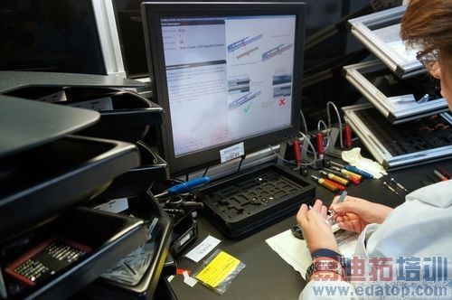 一探Vertu总部究竟:最奢侈的手机是怎么造出来的?