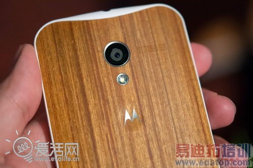 ������һ�޶� Ħ������ľ�ʱ���Moto X��������