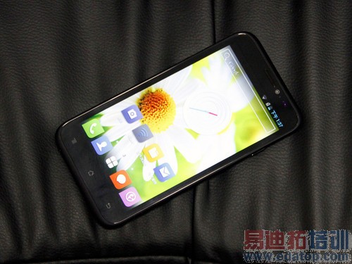 移动版iPhone5s不必等人气4G手机搜罗(8)