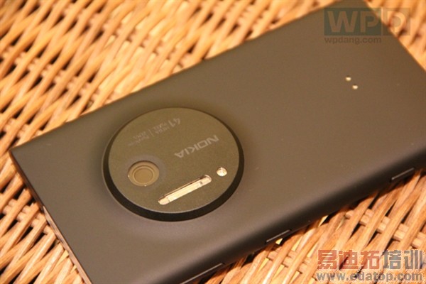 һλLumia 1020���������û�������