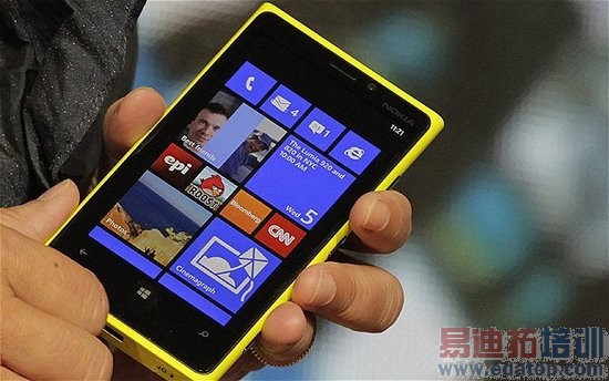 ŵ���Ǹ߹ܣ�Windows Phone̫��Ӧ����Lumia OS