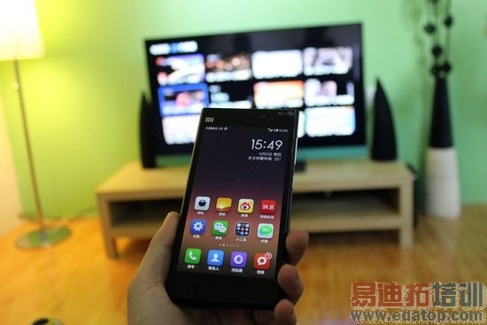 小米3试用 配置顶级外观中庸皮套略低端